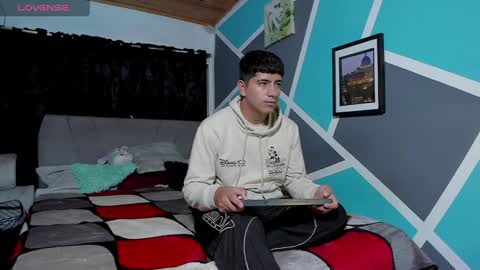 Snapshot of stivenred chatting on February 15, 1:57 am Stiven online show from February 15, 1:57 am