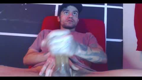 stiven online show from November 8, 1:33 pm