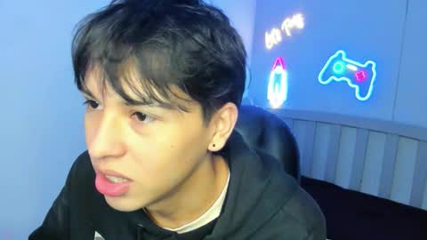 Stiwen online show from September 29, 12:32 pm