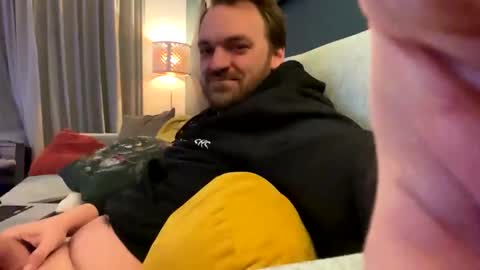 Snapshot of stonednboner chatting on January 21, 9:36 pm Stonerboner online show from January 21, 9:36 pm