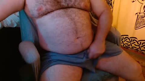 Stonerbear42 online show from October 8, 9:07 am