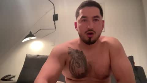 StonerFit online show from February 1, 4:35 am