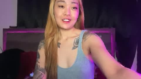 stoneyluna online show from January 7, 2:14 am