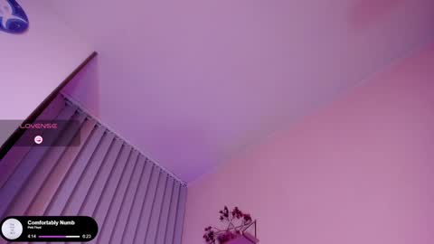 Liz online show from February 1, 1:12 am