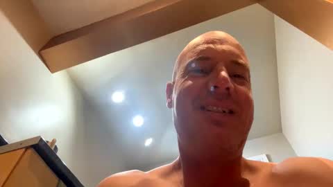 Snapshot of stoodley22 chatting on November 26, 5:41 am Stoodley22 online show from November 26, 5:41 am