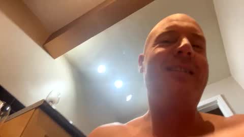 Snapshot of stoodley22 chatting on January 15, 5:45 am Stoodley22 online show from January 15, 5:45 am