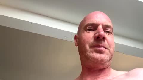 Stoodley22 online show from June 6, 12:32 pm