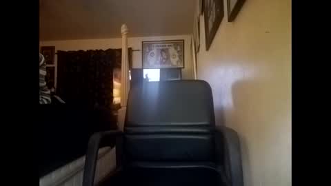 Snapshot of stoppageflo45662 chatting on September 27, 1:21 am stoppageflo45662 online show from September 27, 1:21 am