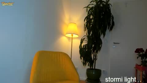 Stormi online show from October 8, 7:33 pm