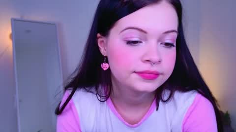 Leila online show from April 24, 9:56 am