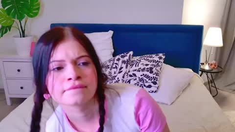 Leila online show from April 28, 6:07 am