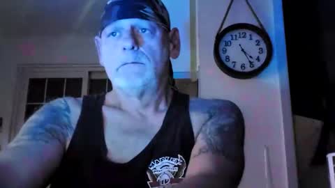 Snapshot of stormynorm14 chatting on December 21, 9:23 am stormynorm14 online show from December 21, 9:23 am