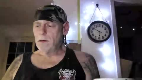 Snapshot of stormynorm14 chatting on December 24, 10:49 pm stormynorm14 online show from December 24, 10:49 pm