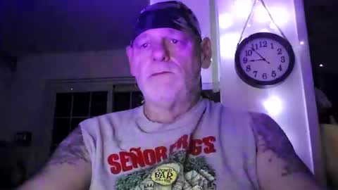 Snapshot of stormynorm14 chatting on December 28, 1:50 am stormynorm14 online show from December 28, 1:50 am
