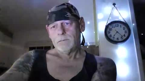 Snapshot of stormynorm14 chatting on December 29, 12:20 am stormynorm14 online show from December 29, 12:20 am