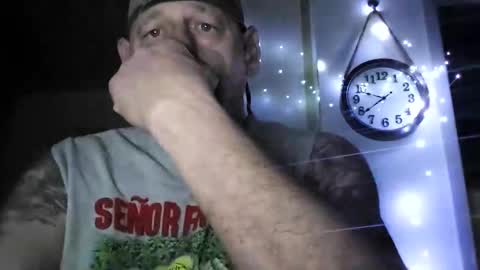 Snapshot of stormynorm14 chatting on February 8, 2:36 am stormynorm14 online show from February 8, 2:36 am