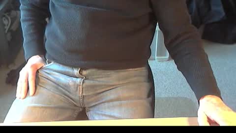 Snapshot of str8_dave chatting on November 20, 3:12 pm Dave online show from November 20, 3:12 pm