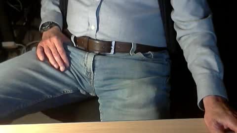 Snapshot of str8_dave chatting on May 19, 8:15 pm Dave online show from May 19, 8:15 pm
