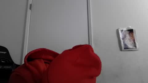 Snapshot of str8dj chatting on October 21, 6:58 am Dj online show from October 21, 6:58 am