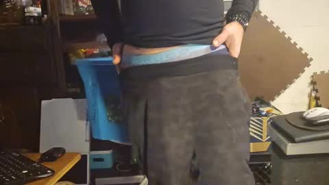 Snapshot of str8foryouguy chatting on February 9, 9:06 pm Str8 online show from February 9, 9:06 pm