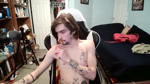 Snapshot of str8whiteboy21 chatting on December 3, 6:06 pm str8whiteboy21 online show from December 3, 6:06 pm