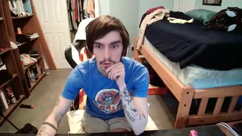 Snapshot of str8whiteboy21 chatting on February 20, 3:41 pm str8whiteboy21 online show from February 20, 3:41 pm