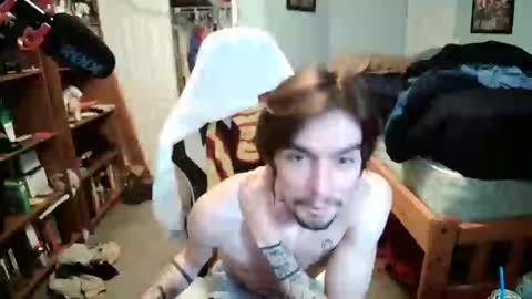 Snapshot of str8whiteboy21 chatting on March 7, 1:51 pm str8whiteboy21 online show from March 7, 1:51 pm