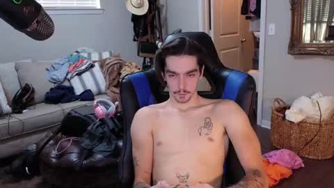 Snapshot of str8whiteboy21 chatting on September 10, 4:18 pm str8whiteboy21 online show from September 10, 4:18 pm