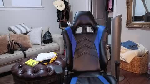 Snapshot of str8whiteboy21 chatting on September 18, 5:20 am str8whiteboy21 online show from September 18, 5:20 am