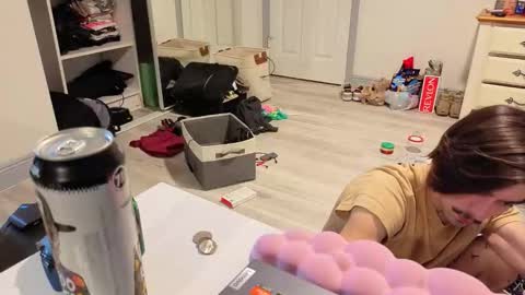 Snapshot of str8whiteboy21 chatting on October 29, 5:31 am str8whiteboy21 online show from October 29, 5:31 am