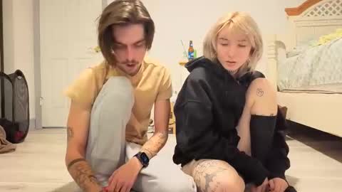 Snapshot of str8whiteboy21 chatting on November 11, 8:09 pm str8whiteboy21 online show from November 11, 8:09 pm