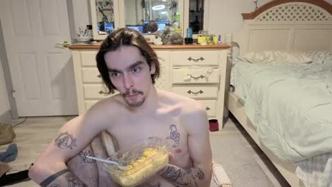 str8whiteboy21 online show from March 1, 8:05 am