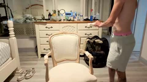 Snapshot of str8whiteboy21 chatting on May 11, 3:07 pm str8whiteboy21 online show from May 11, 3:07 pm