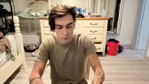 Snapshot of str8whiteboy21 chatting on May 16, 7:38 am str8whiteboy21 online show from May 16, 7:38 am