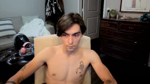 Snapshot of str8whiteboy21 chatting on June 20, 4:04 am str8whiteboy21 online show from June 20, 4:04 am