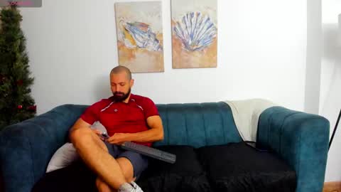 straight__friends online show from March 4, 2:01 pm