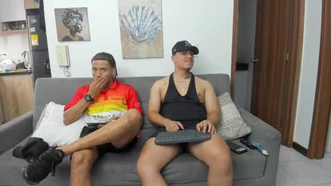 straight__friends online show from May 30, 1:41 pm