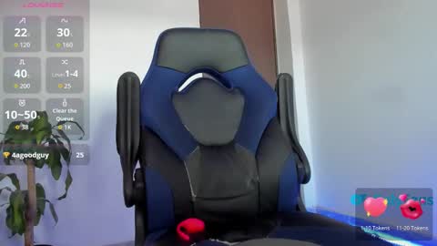 Snapshot of straight_boys_hornys chatting on January 17, 9:40 pm straight_boys_hornys online show from January 17, 9:40 pm