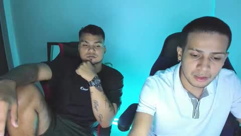 Snapshot of straight_boys_hornys chatting on February 7, 2:48 am straight_boys_hornys online show from February 7, 2:48 am