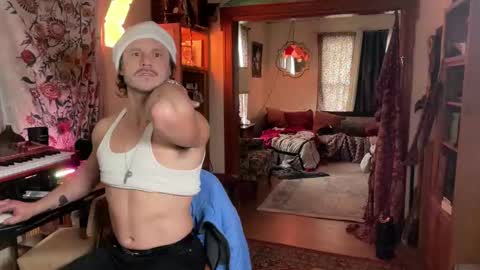 Snapshot of straightishd chatting on February 2, 3:55 pm Cowboy Zuhly online show from February 2, 3:55 pm