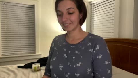 Snapshot of straightoutthetrailer chatting on December 6, 8:37 am lucille beatrice luficer call me lucy online show from December 6, 8:37 am