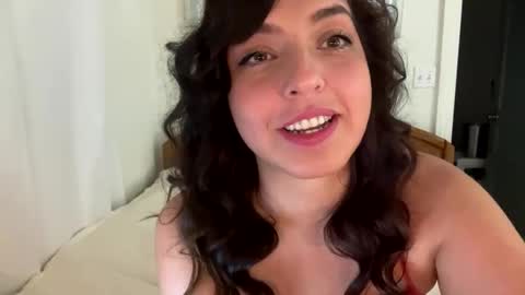 Snapshot of straightoutthetrailer chatting on February 21, 4:24 am lucille beatrice luficer call me lucy online show from February 21, 4:24 am