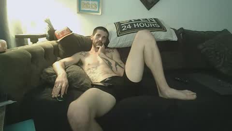 straitpipermann22 online show from September 10, 10:54 pm