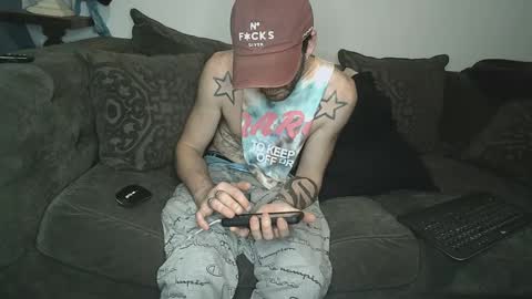 straitpipermann22 online show from October 5, 8:01 am