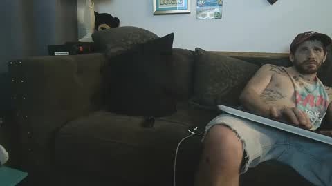 straitpipermann22 online show from October 7, 1:36 am