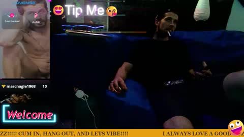 straitpipermann22 online show from November 15, 9:00 pm