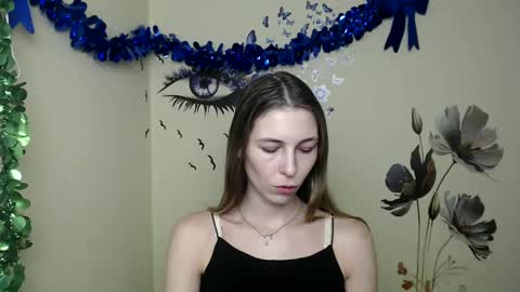 Snapshot of stranger_giirl chatting on January 15, 12:58 pm Amalia online show from January 15, 12:58 pm