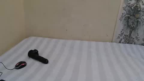 strangerdanger_2 online show from May 1, 10:42 am