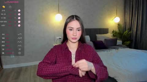 Laura online show from March 23, 2:37 am