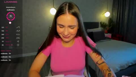 Snapshot of straw_juice chatting on July 16, 5:02 am Laura online show from July 16, 5:02 am